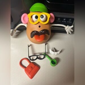 Vintage 1983 Hasbro Mr Potato Head body & parts to add to your collection.